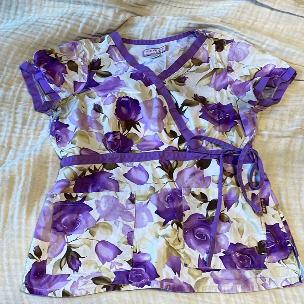 Koi scrub top